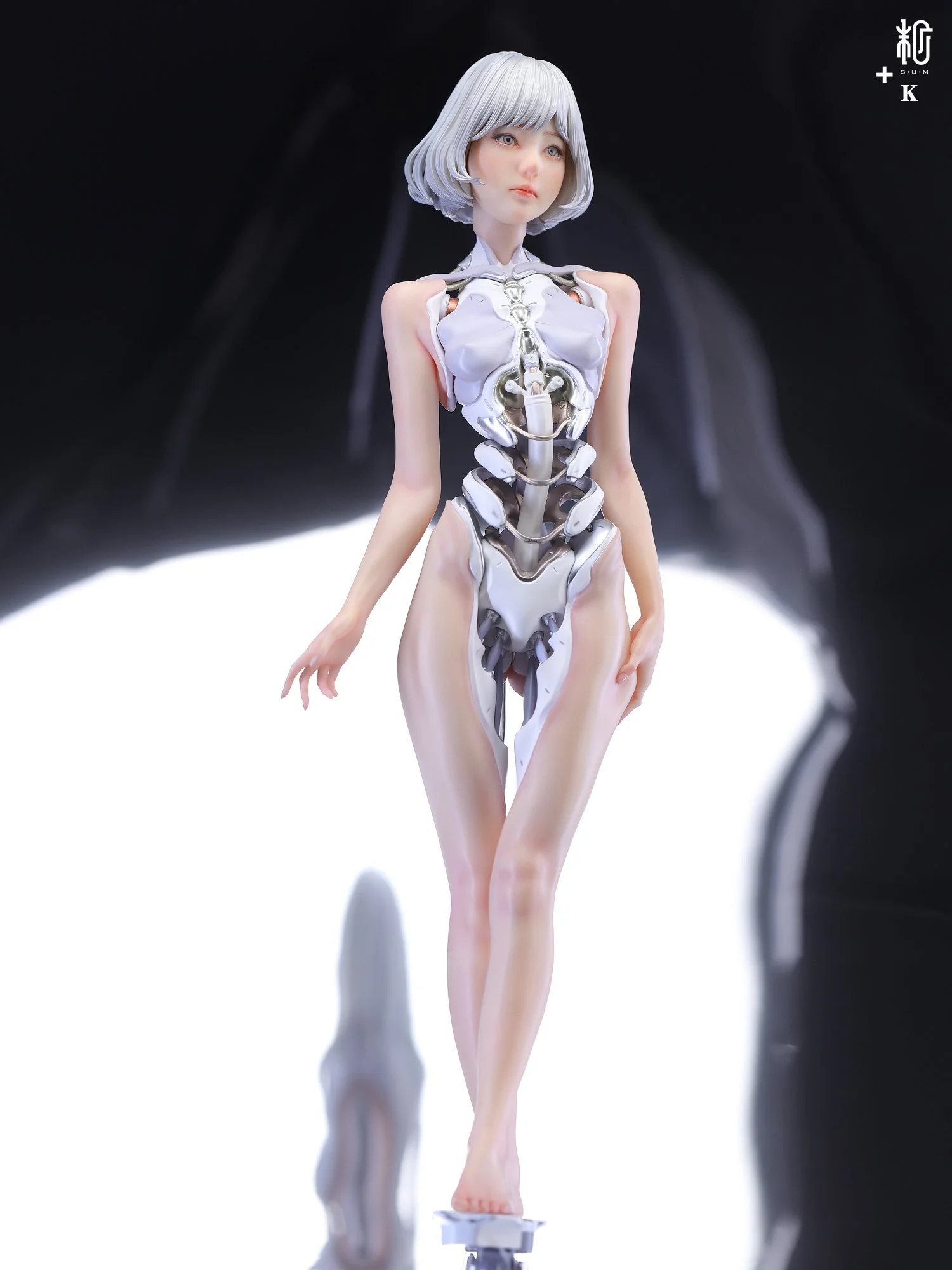 Manas Cyberpunk Android art toy limited edition by MANAS SUM — S+U+M